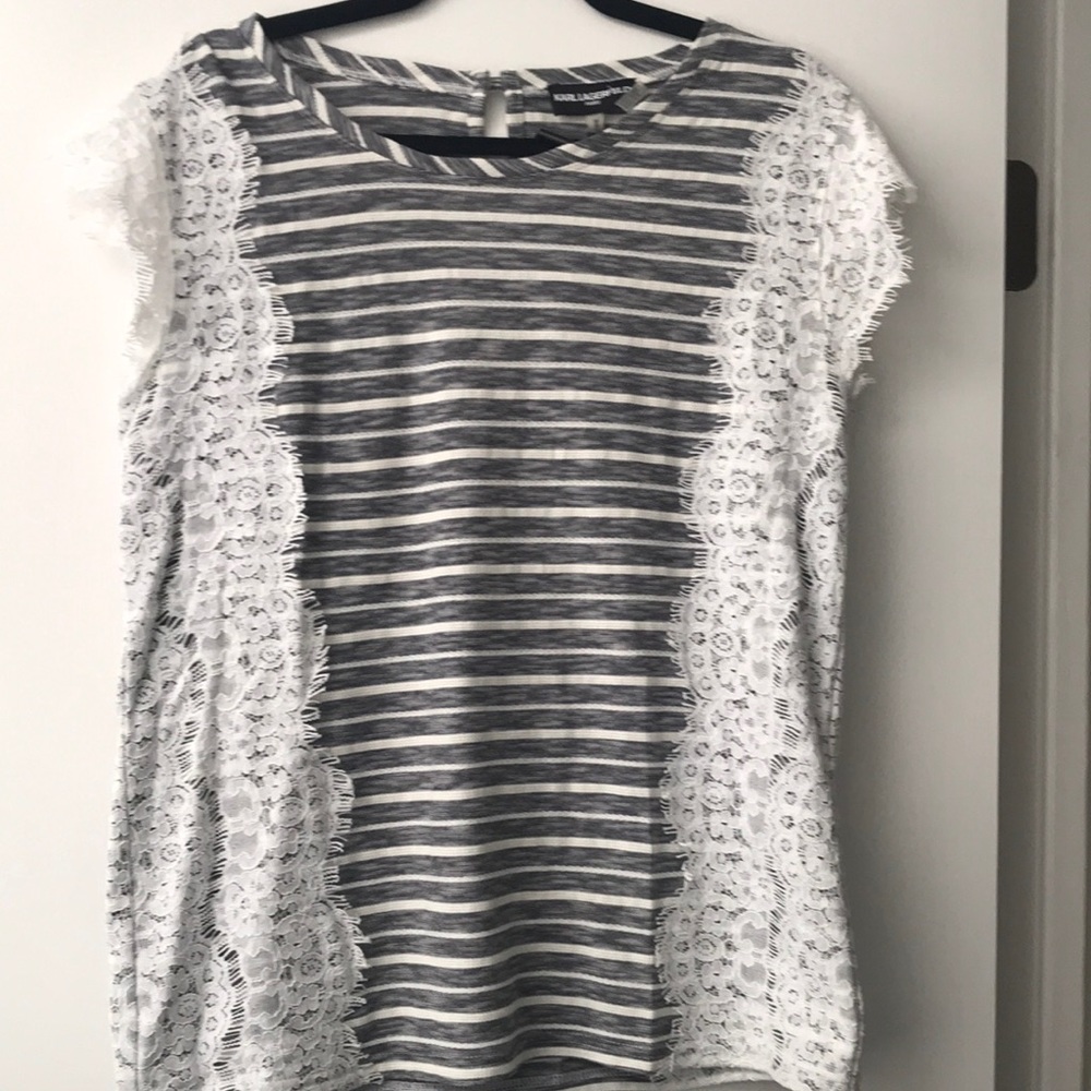 Stripe tee with lace details
